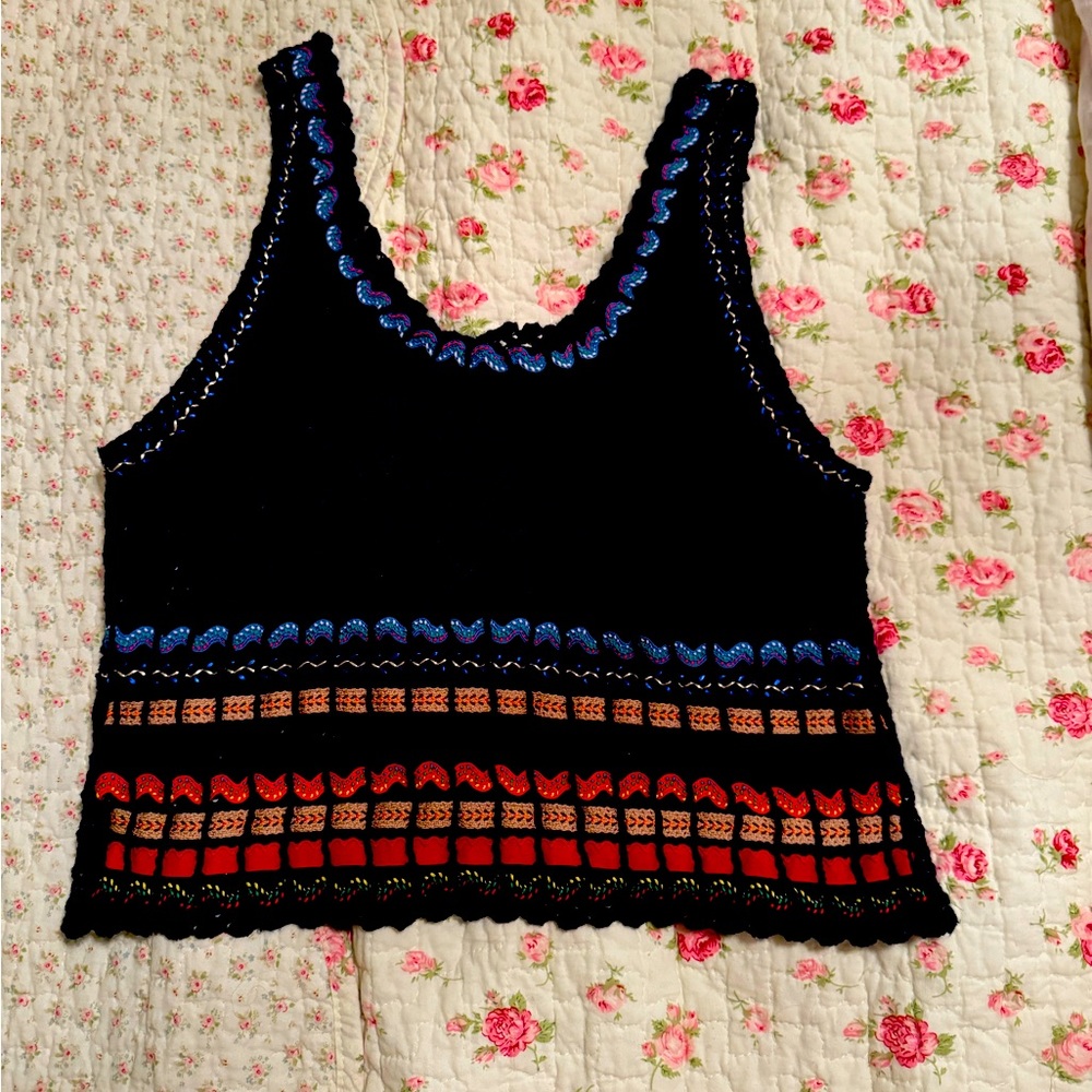 Alice and Olivia crocheted navy blue tank top crop festival size small